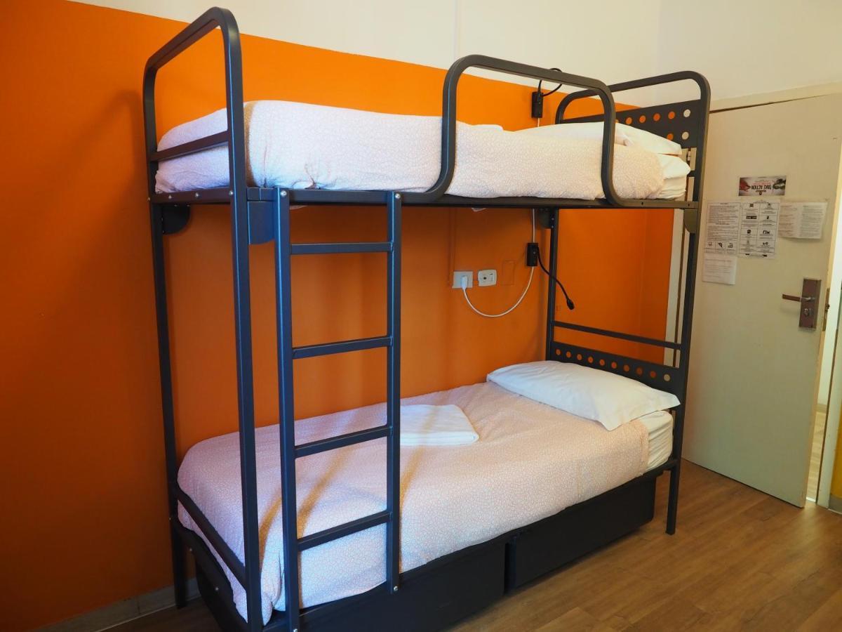 Sunflower Backpacker & Bar Hostel Rimini