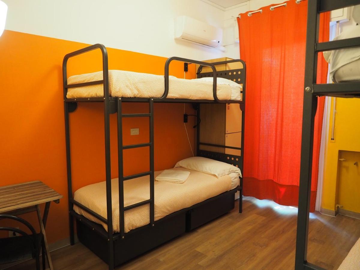 Sunflower Backpacker & Bar Hostel Rimini
