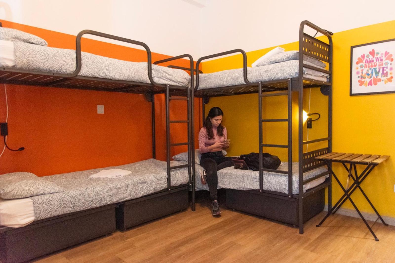 Sunflower Backpacker & Bar Hostel